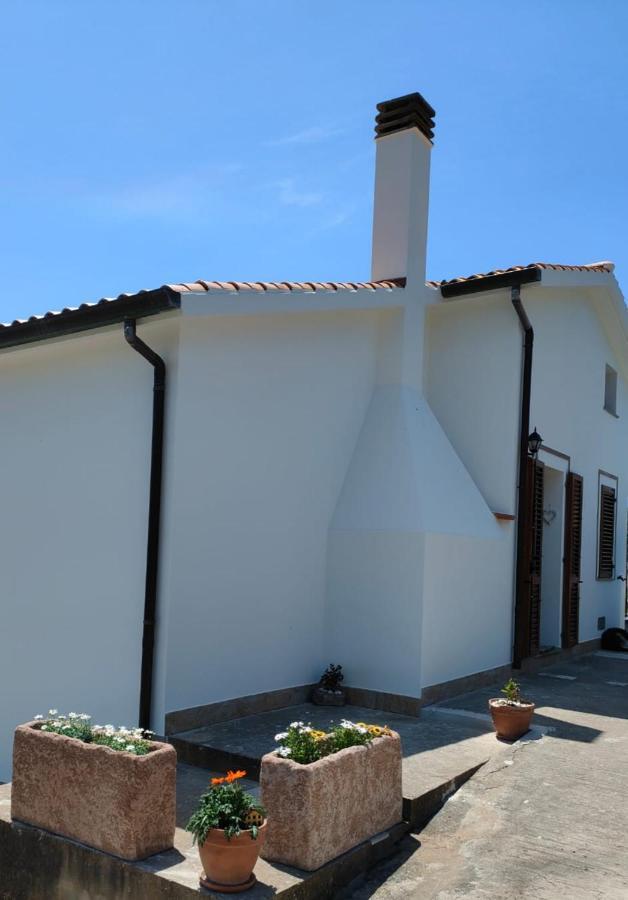 La_Casa_Di_ Willy Villa Canai ภายนอก รูปภาพ